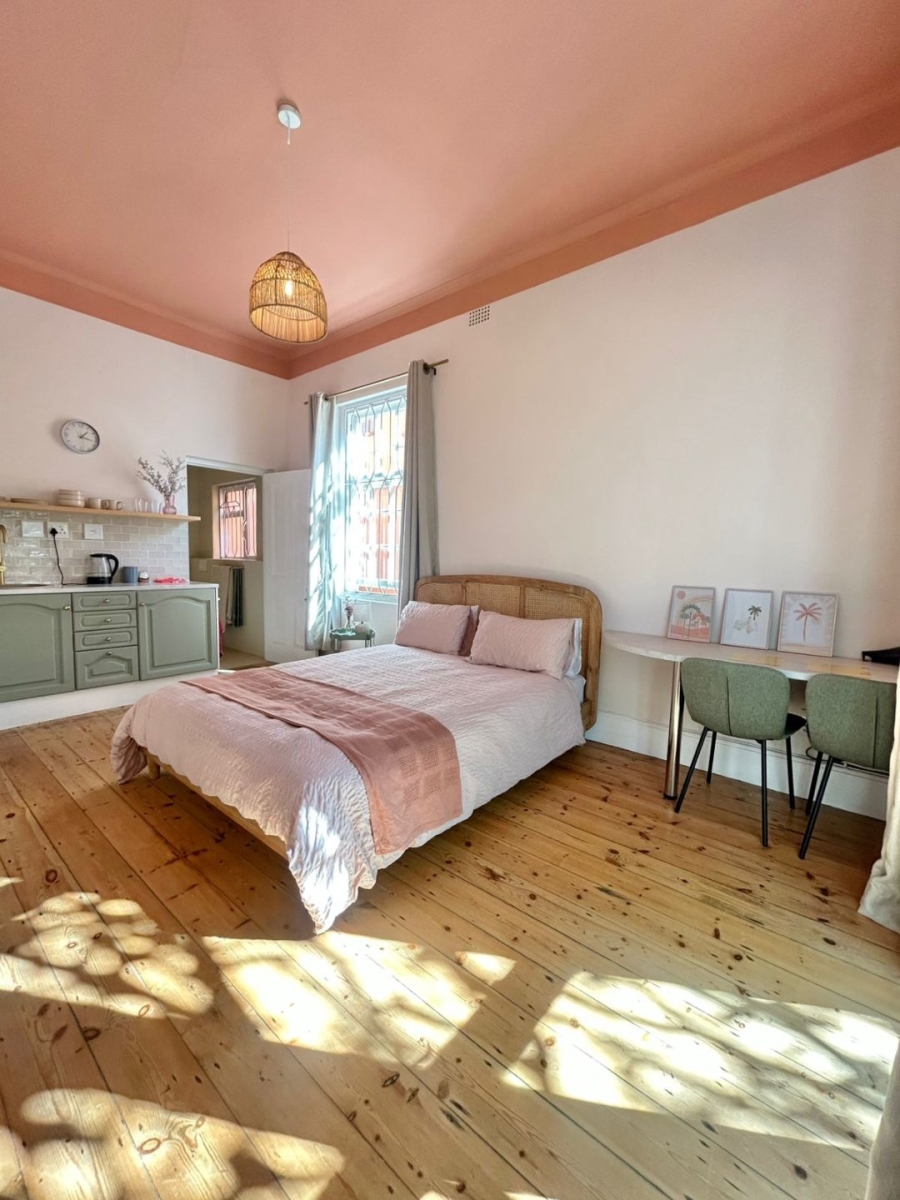 To Let 1 Bedroom Property for Rent in Vredehoek Western Cape